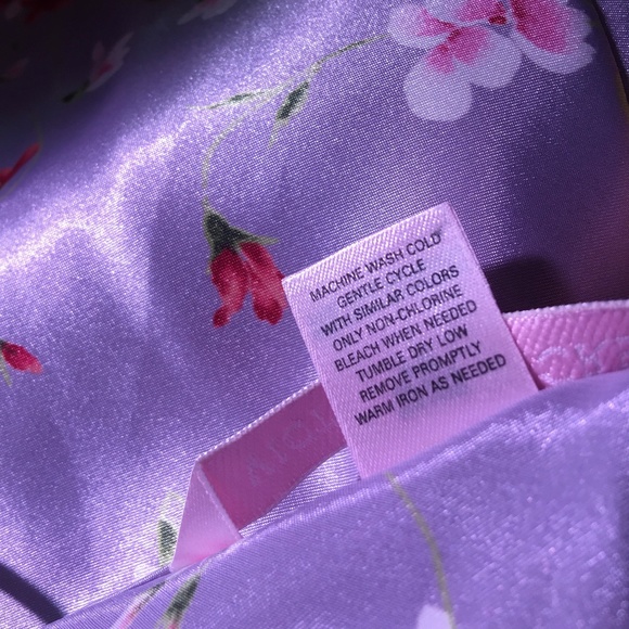 Victoria's Secret  slip [or gown] - Picture 4 of 7